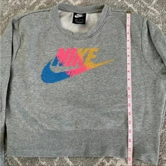Nike Grey Cropped Sweatshirt with Multicolor Swoosh, Embroidered Sweatshirt, S - Picture 5 of 8